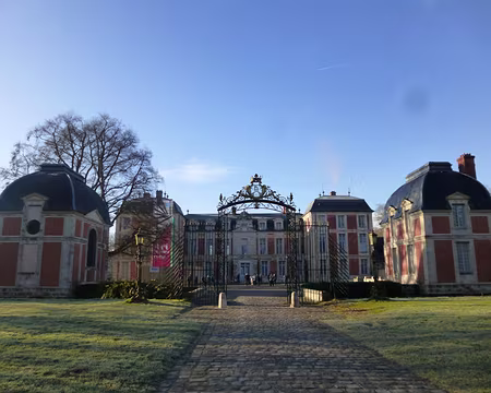 P1060438 Le château de Chamarande, XVIIè s., accueille un Centre d'art contemporain et les Archives départementales de l'Essonne