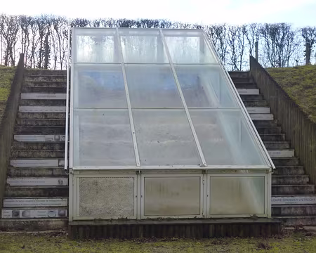 P1060452 Site géologique de l'Essonne : gisement d'Auvers-St-Georges.