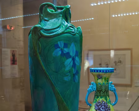 2017_12_20_16-17-25 Edmond Lachenal, Vase à décor de fleurs (entre 1895 et 1910)
