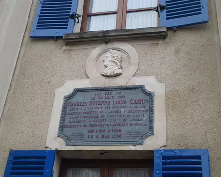 P1060557 Mathématicien né dans cette maison