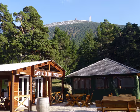 P1260019 Dernier gîte et ... objectif du lendemain ...