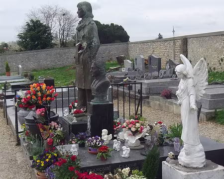 Tombe de Claude François (Dannemois) Tombe de Claude François (Dannemois)