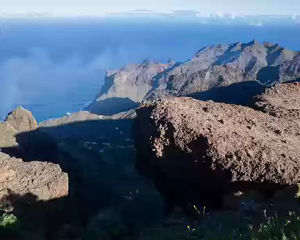 2018_04_16-09_28_21 Vue sur Tagaluche, au loin île de La Palma