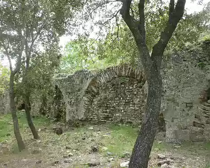 29 Ruines de l’aqueduc romain