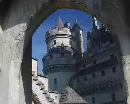 Entrée du château de Pierrefonds Entrée du château de Pierrefonds
