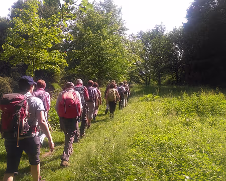 02 26 cafistes sur les bords de l’Yerre.