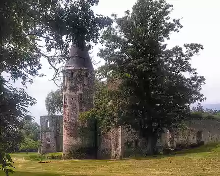 10 Château médiéval du Vivier