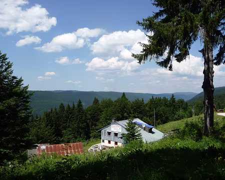 P1090072 Un refuge CAF, Le Ratou ...hélas fermé ...