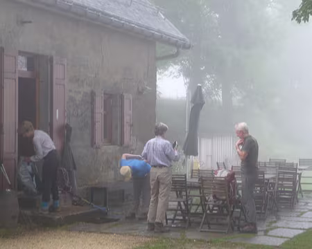 P1090153 Départ dans la brume après l'orage de la nuit