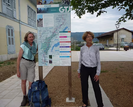 P1090172 Régine et Laurence : elles ont fait la GTJ en entier...