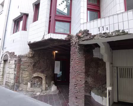 P1070621 - Copie Fausses ruines, rue Pierre-Nicole, ...