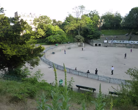 P1070649 Les arènes de Lutèce (amphithéâtre) datant de la fin du 1er siècle apr. J.C., découvertes en 1870 lors du percement de la rue Monge