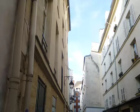 P1070815 Rue de Nevers...