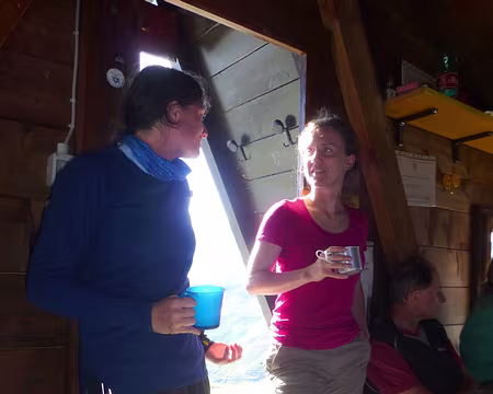 P1260477 18h, c'est l'heure de l'apéro, les 