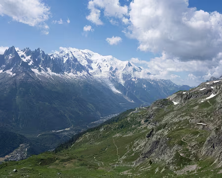 20180704-11h15m34s-DSC07280-V3 Le mont blanc domine tout.