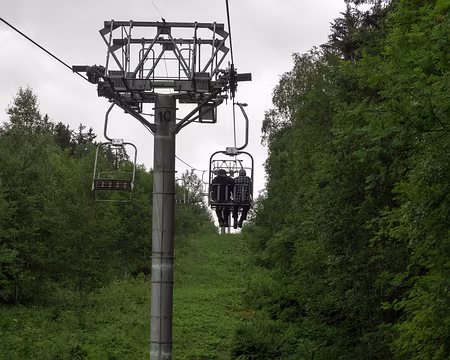 20180705-09h00m21s-P7050327-V3 On commence par un peu de télésiège