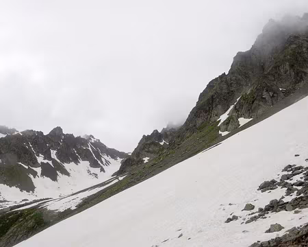 20180706-10h19m16s-P7060453-V3 Grosses névés et col bouché