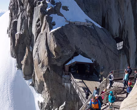 20180707-08h32m08s-DSC07520-V3 Nous prendrons plus simplement les escaliers