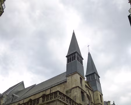 P1070866 Eglise St-Leu-St-Gilles, XIIIès.-XVIIIè s., la seule église de la rue Saint-Denis
