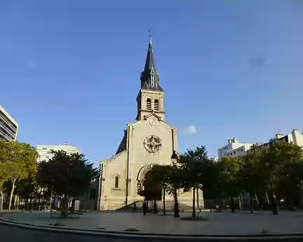 P1080430 Eglise Notre-Dame-de-la-Gare édifiée de 1855 à 1859...