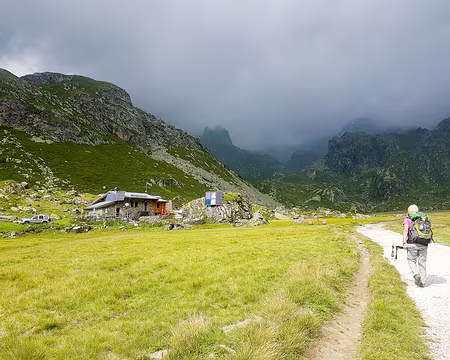 20180818-15h53m32s-20180818_155332-V3 Notre premier gîte sera le plus décevant.