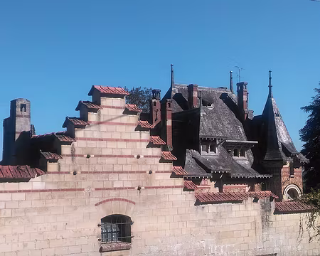 27 Extravagance 1900 (Parmain)