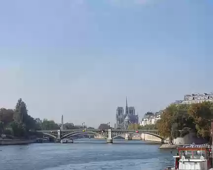 034 Après l'écluse de l'Arsenal, on débouche sur les Rives de Seine