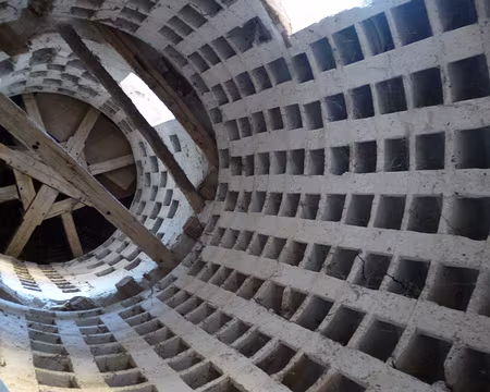 P1090547 Intérieur du colombier datant du XVIIè s;