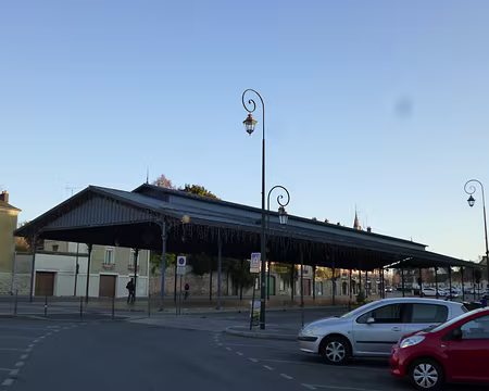 P1090556 Halle aux fromages datant de 1887