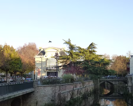 P1090559 Théâtre à l'italienne, 1904, au bord du Grand Morin