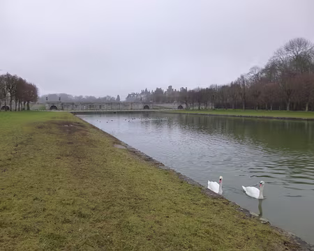 P1090839 La grand canal du château de Fontainebleau