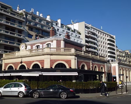P1090988 Gare Avenue Henri-Martin