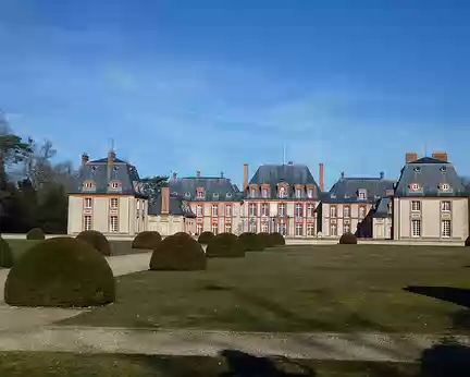 P1100110 Château de Breteuil, XVIIè s.