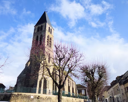 P1100166 Eglise St-Pierre, XIIIè s., Mennecy