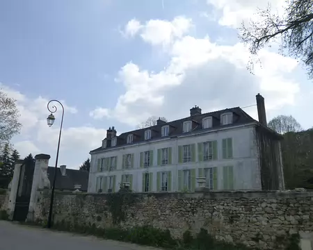 P1100350 Demeure en bord de Seine