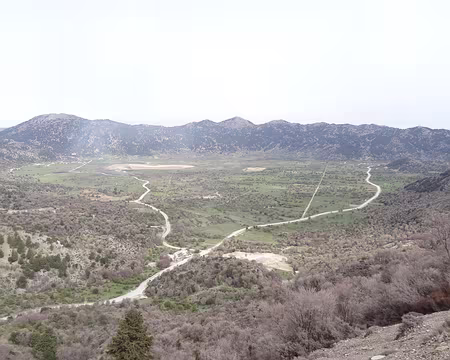 DSC07238 Vue sur le plateau d'Omalos, en partance pour le Melindaou