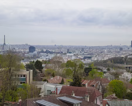 P1100309 Vue de Paris depuis la terrasse de l'observatoire de Meudon, de la Tour Eiffel à la Tour Montparnasse.