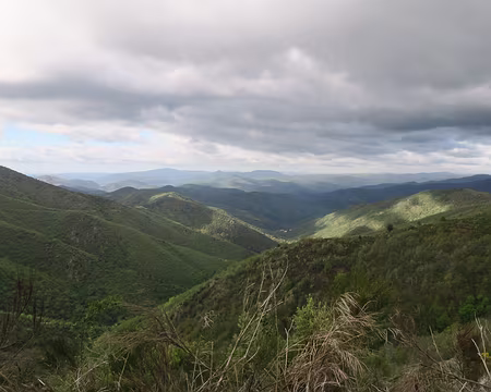 IMG_4648 panorama sur la crête entre le col d’Astier et le col de l’Homme Mort