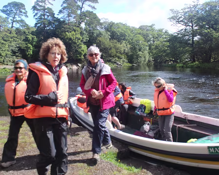 IMG_0586 Débarquement des dames...