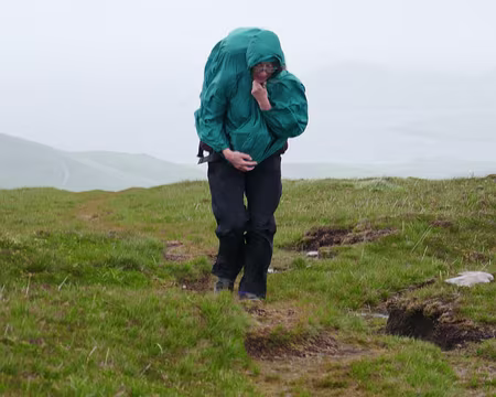 P1050388 Il y avait vraiment beaucoup de vent ce jour-là sur le Mont Eagle.