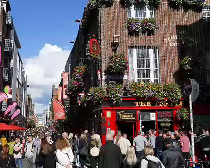 P1050537 Temple Bar à Dublin.