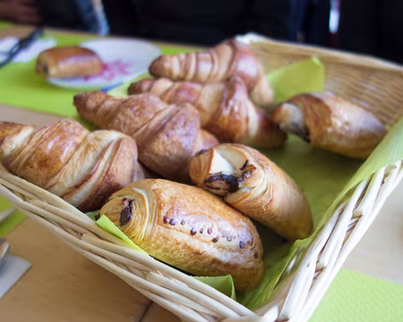 20190512-08h29m23s-DSC00372-V3 D'abord un bon petit déjeuner