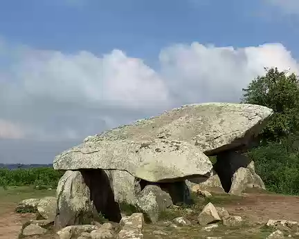 IMG_0868 Le dolmen de Pen Hap (Île aux Moines).