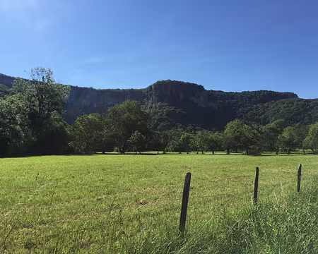 IMG_4931 Dimanche, vers la reculée des planches par le cirque du fer à cheval.