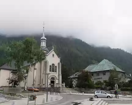 001_4V1A3539 Chamonix, l’église, la maison de la montagne,