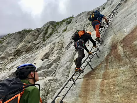 Jean-André Jean-André C, détail sortie