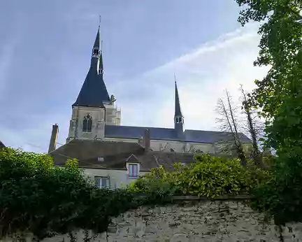 P1110118 Eglise Saint-Germain d'Auxerre construite à partir du XIIè s., Dourdan