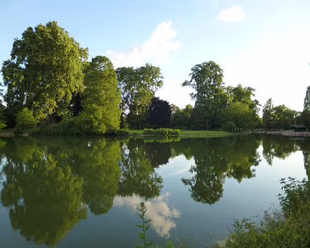 P1110101 Lac Daumesnil. Merci à Marylise.