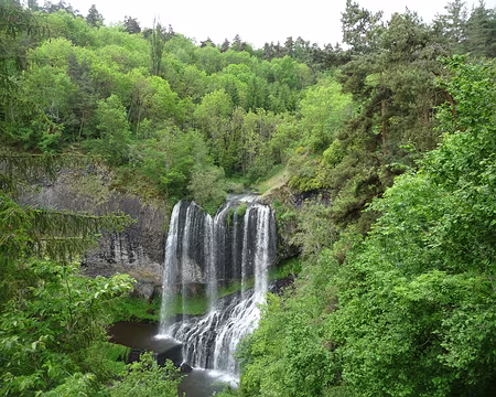 P1090951 A partir de Agizoux, randonnée jusqu'à la cascade de la Beaume