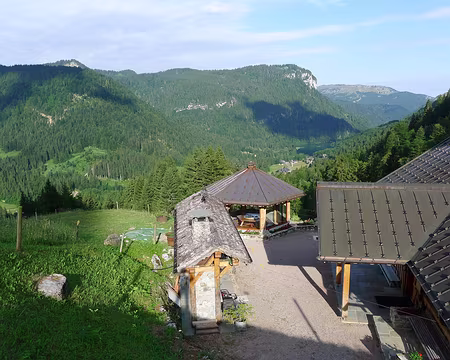 23 En montant au col des Follys.